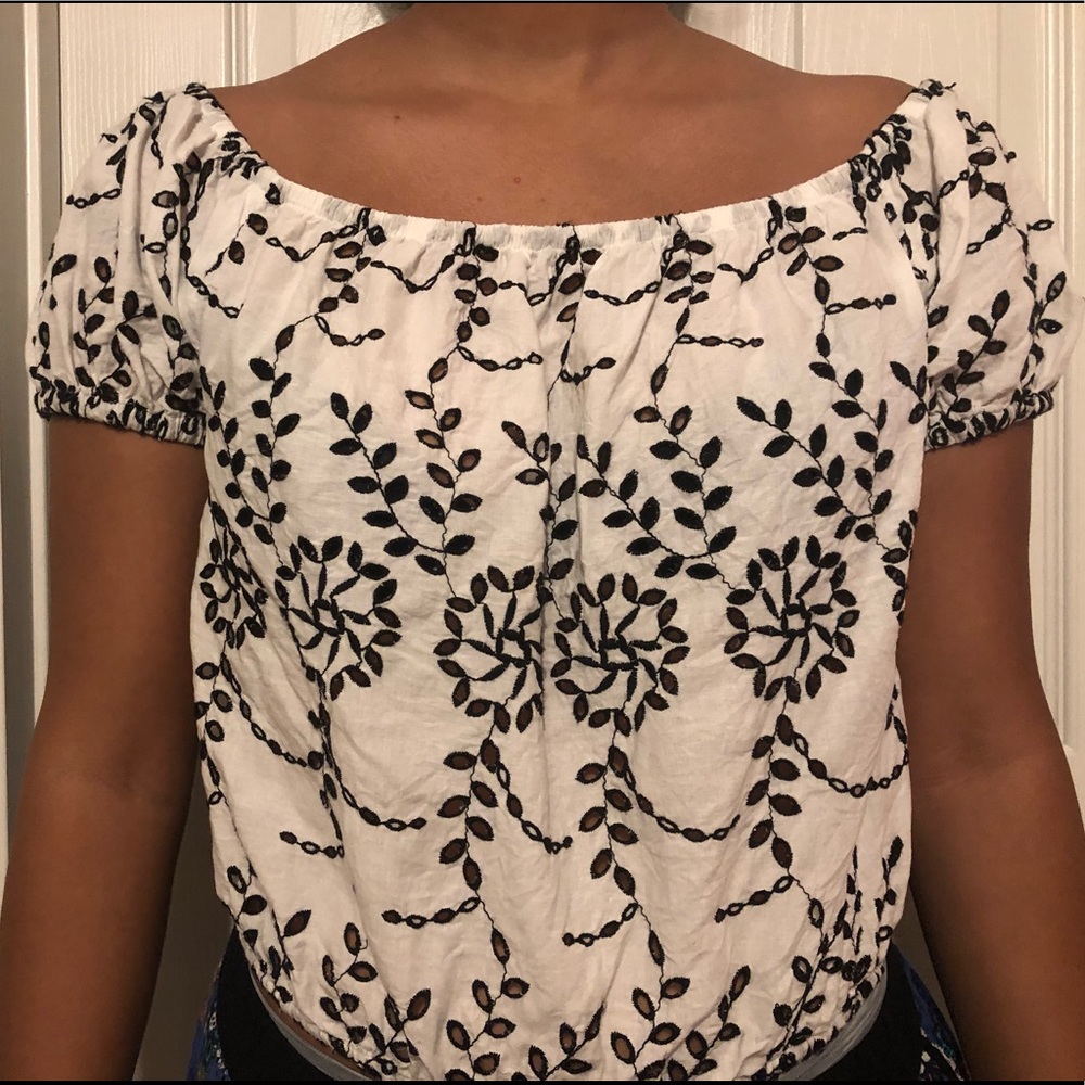 CUTE TOP